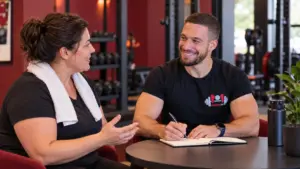 Боян Мавров от MavrovFit консултира жена, която изпитва срам във фитнеса