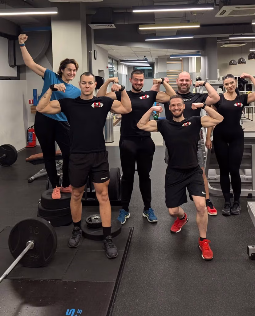 Снимка от персоналните тренировки във фитнеса с екипа на MavrovFit И фитнес инструктор Боян Мавров